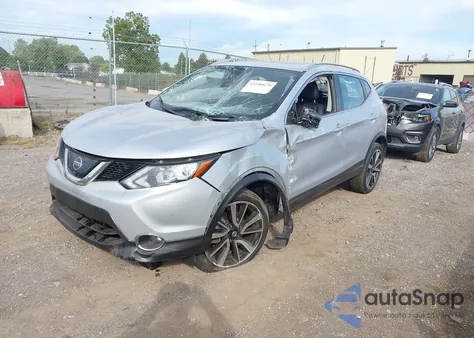 2017 Nissan Rogue Sport S/Sv/Sl из США, поврежденный, VIN JN1BJ1CR9HW142512